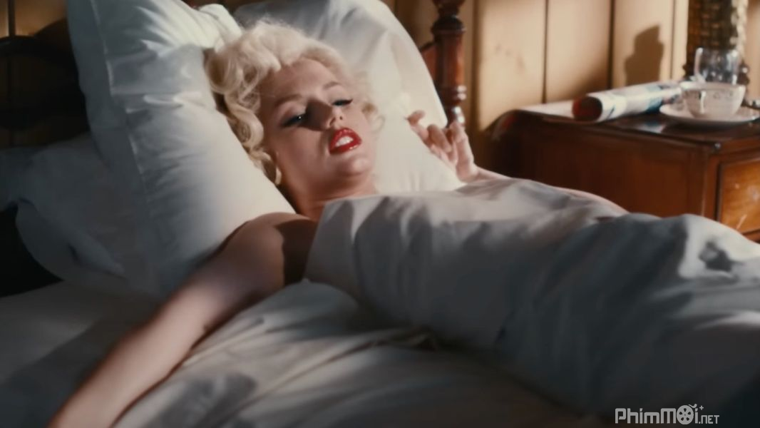 Câu Chuyện Khác Về Marilyn-Blonde